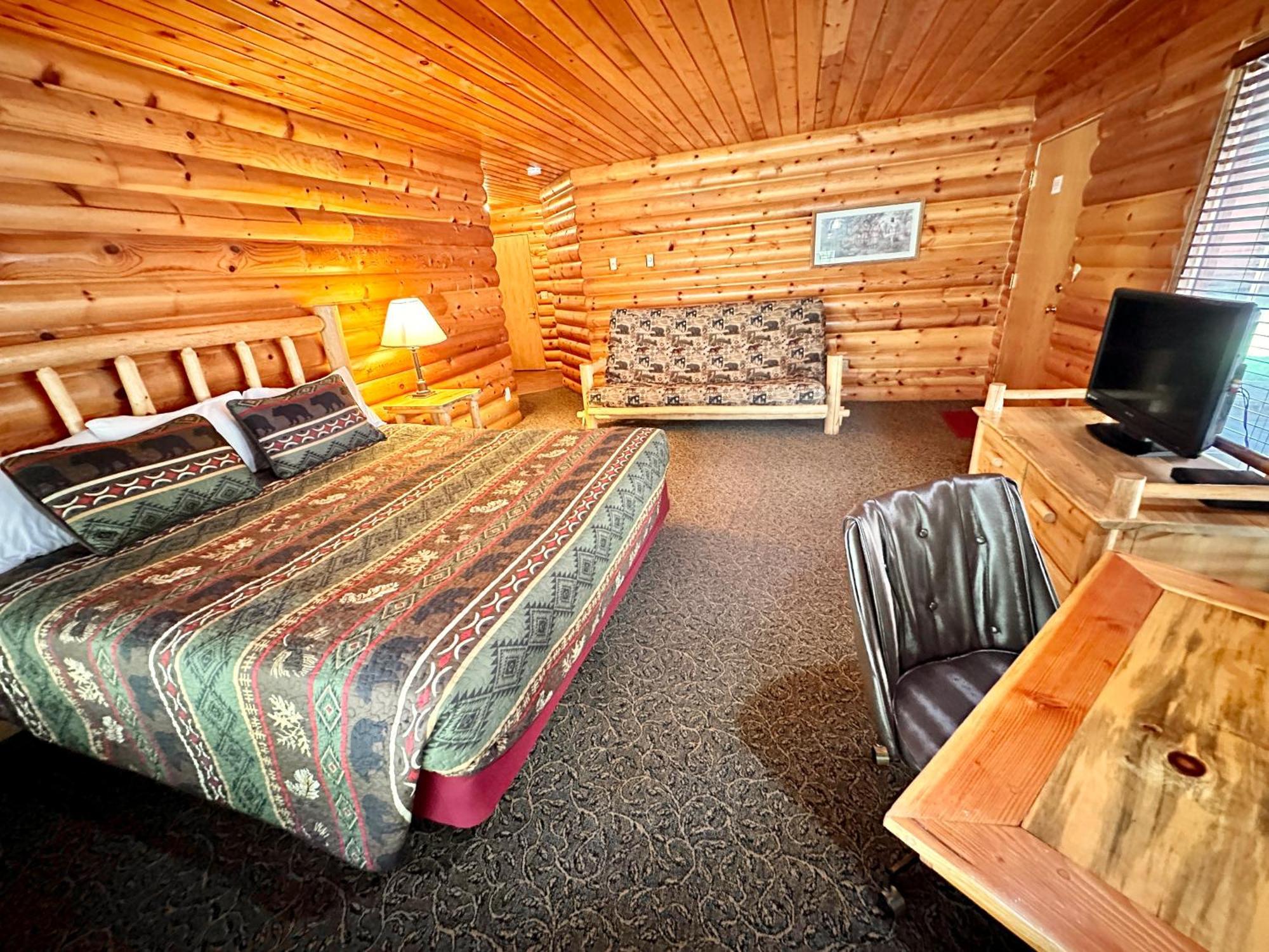 The Lodge At Lolo Hot Springs Exteriör bild