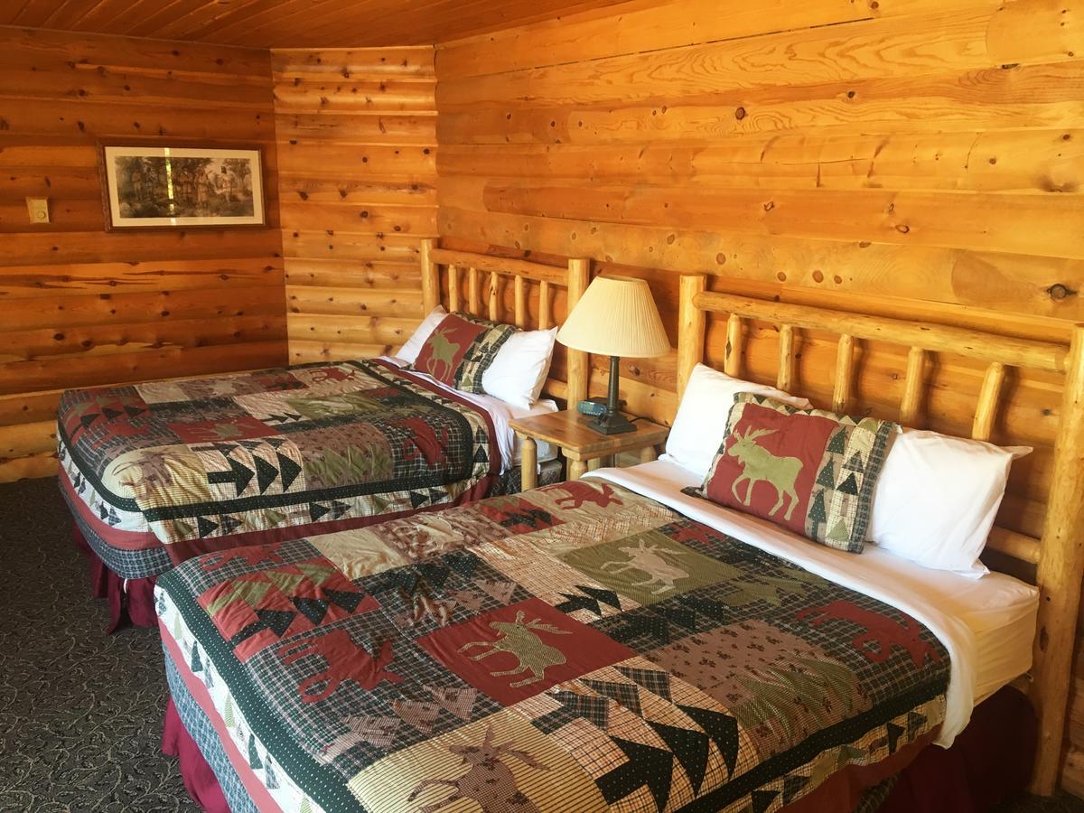The Lodge At Lolo Hot Springs Exteriör bild