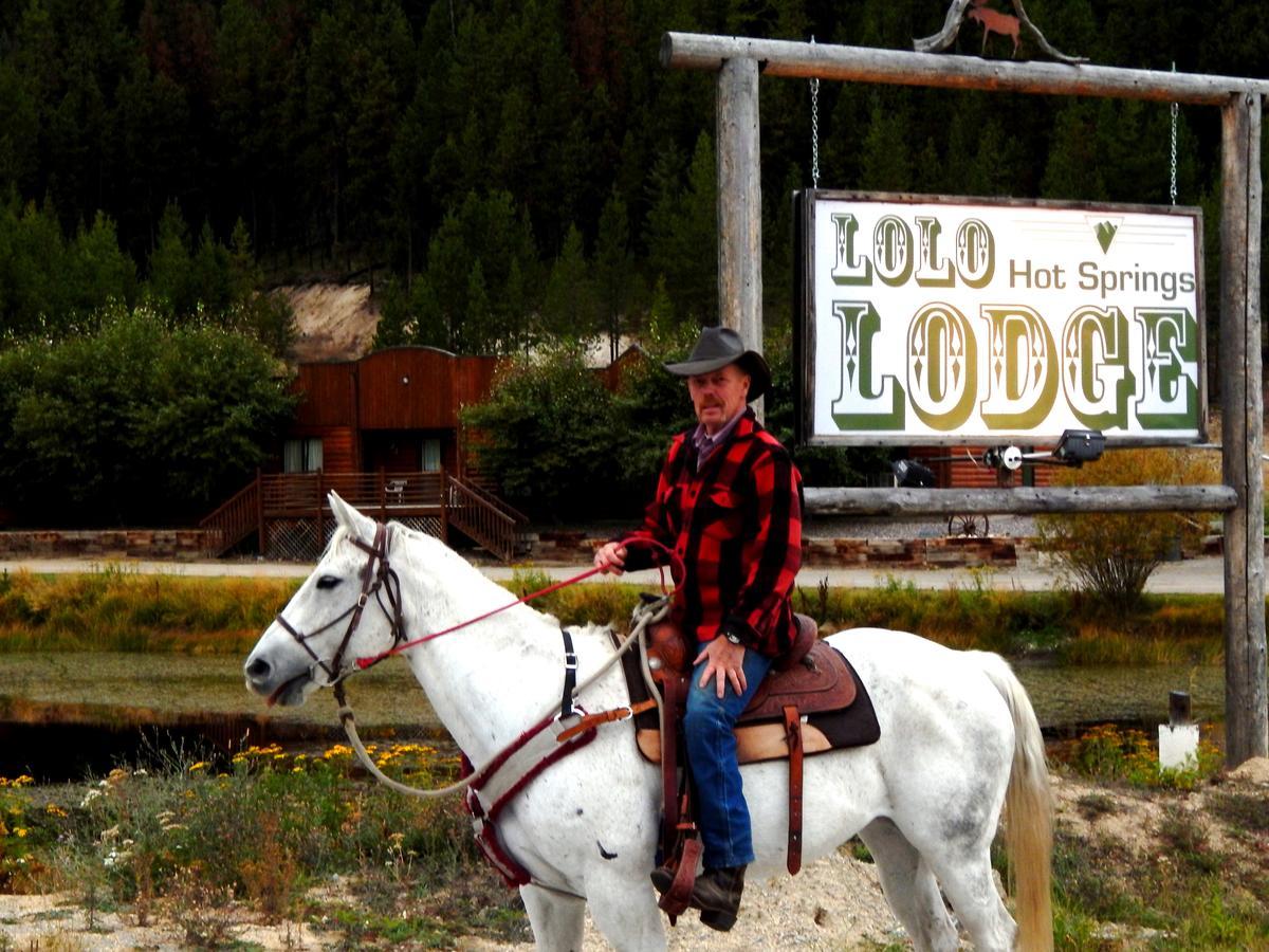 The Lodge At Lolo Hot Springs Exteriör bild